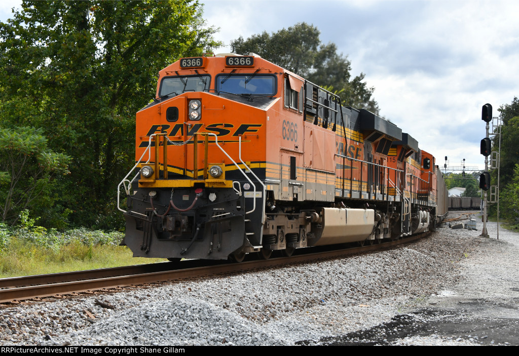 BNSF 6366